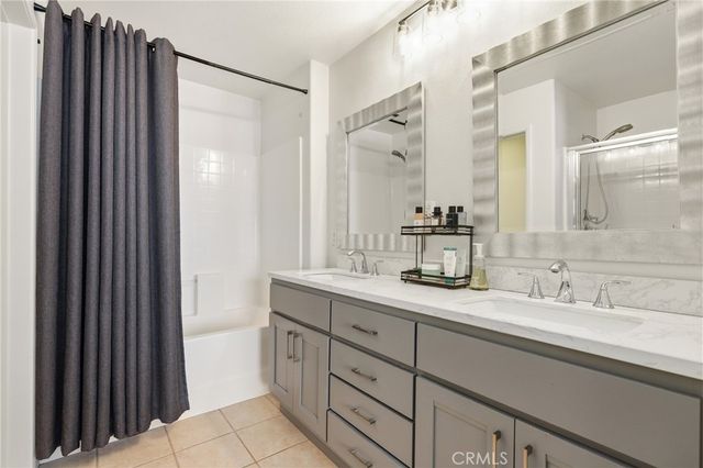 52 Valmont Way, Ladera Ranch, CA 92694