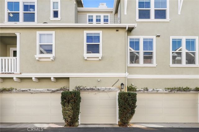 52 Valmont Way, Ladera Ranch, CA 92694