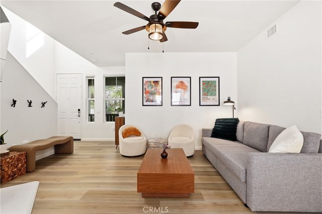 52 Valmont Way, Ladera Ranch, CA 92694