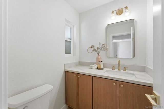 9917 Aviary Dr, San Diego, CA 92131