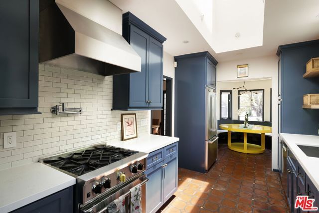 357 N Harper Avenue, Los Angeles, CA 90048