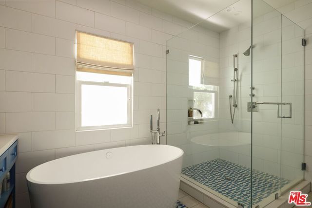 357 N Harper Avenue, Los Angeles, CA 90048