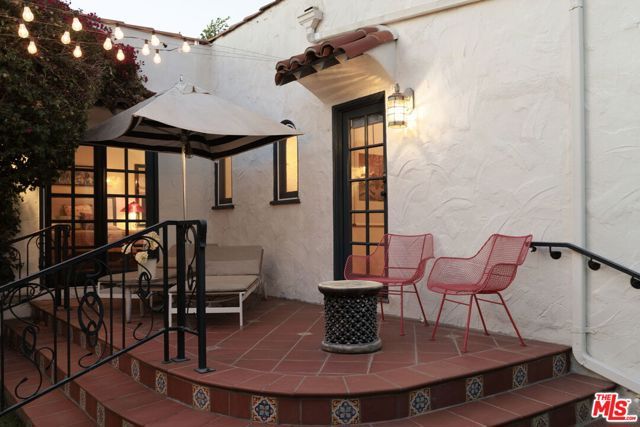 357 N Harper Avenue, Los Angeles, CA 90048