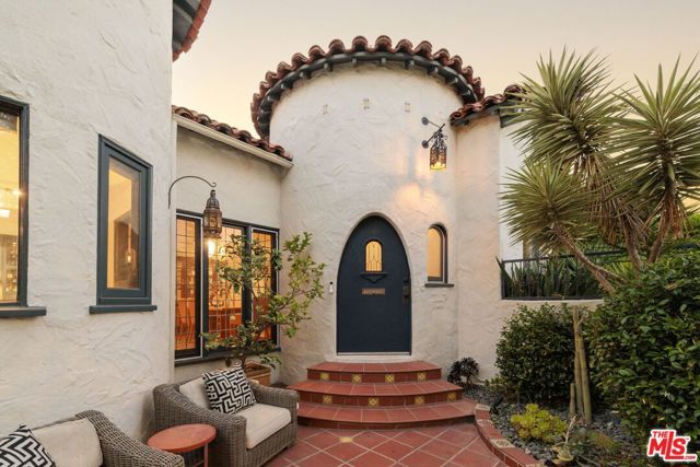 357 N Harper Avenue, Los Angeles, CA 90048