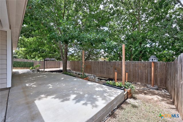 785 Kingfisher Lane, Leander, TX 78641