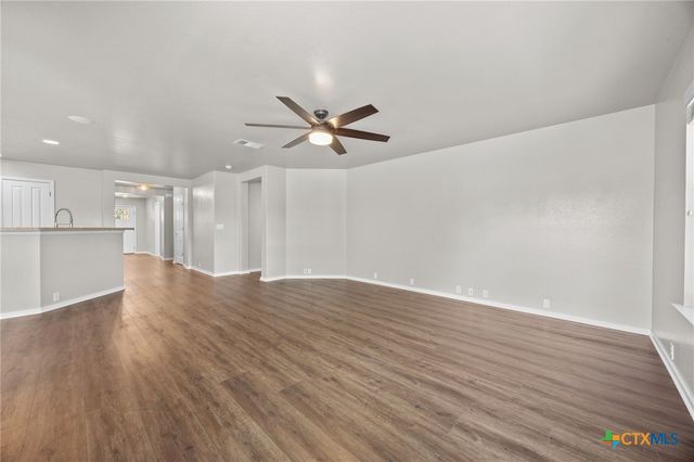 785 Kingfisher Lane, Leander, TX 78641