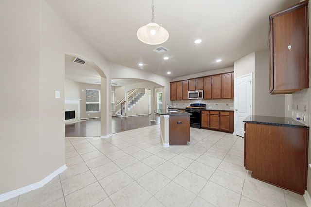 2716 Sunshade Court, Pearland, TX 77584