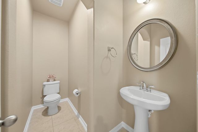 2716 Sunshade Court, Pearland, TX 77584