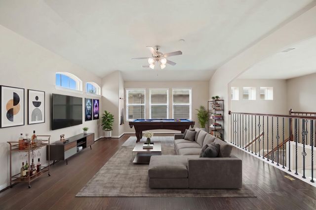 2716 Sunshade Court, Pearland, TX 77584