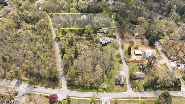 490 Maple Street, Cornelia, GA 30531