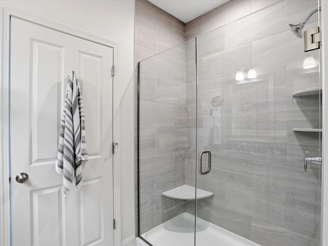 2 Blackberry Ln, Plymouth, MA 02360
