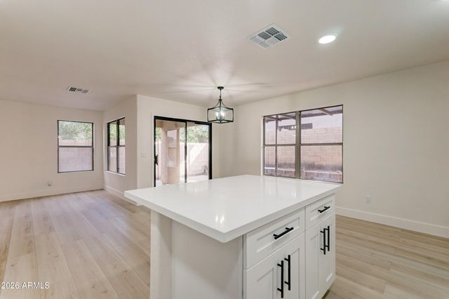 3491 S CHAPARRAL Road, Apache Junction, AZ 85119