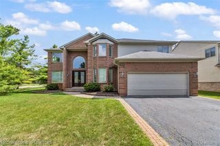 2115 Aldwin Drive, West Bloomfield, MI 48324