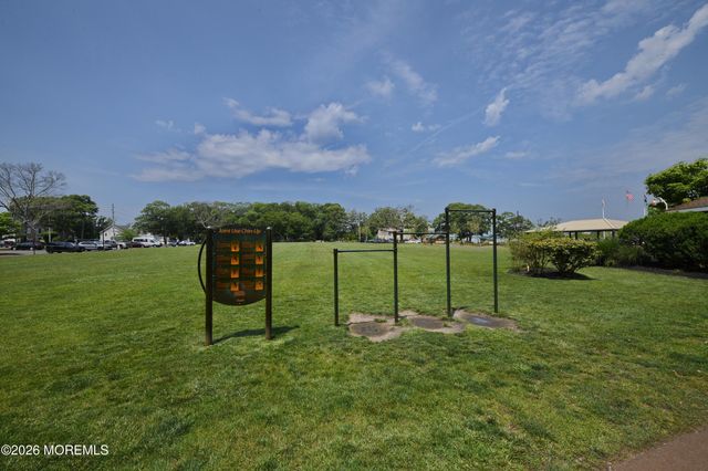2201 River Road 1302, Point Pleasant, NJ 08742