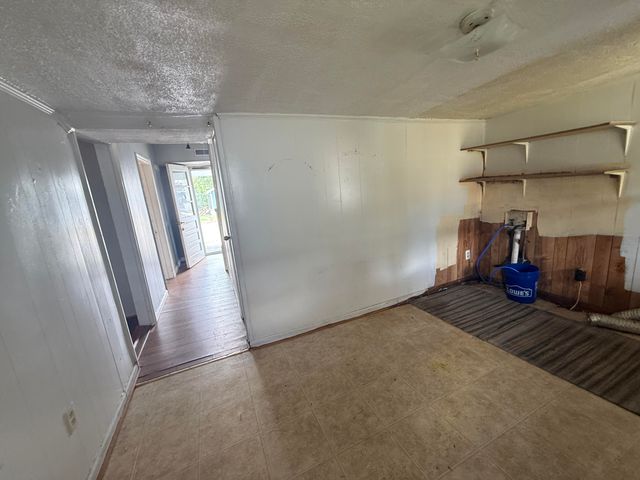 116 Front AVE, Salem, VA 24153
