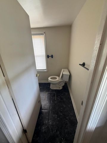 116 Front AVE, Salem, VA 24153