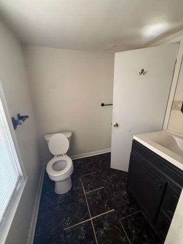 116 Front AVE, Salem, VA 24153