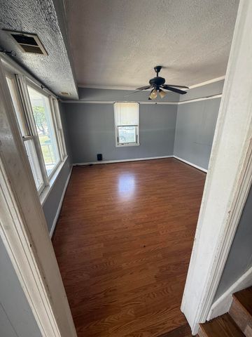 116 Front AVE, Salem, VA 24153