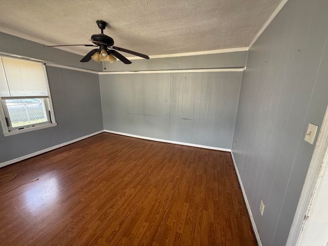 116 Front AVE, Salem, VA 24153