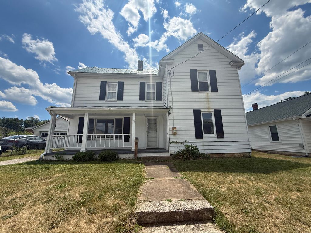116 Front AVE, Salem, VA 24153