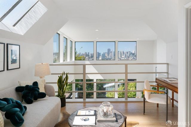 2126 18th Street, San Francisco, CA 94107
