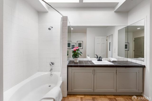 2126 18th Street, San Francisco, CA 94107