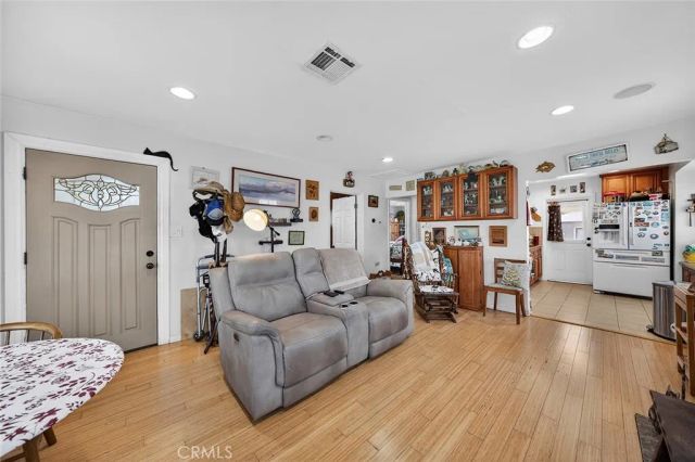 6158 Ibbetson Avenue, Lakewood, CA 90713