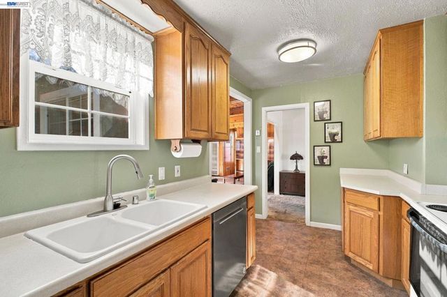 1222 Butler Ave, San Leandro, CA 94579