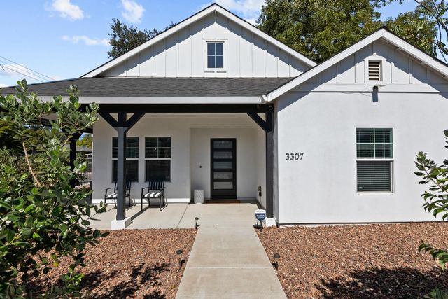 3307 12th Ave, Sacramento, CA 95817