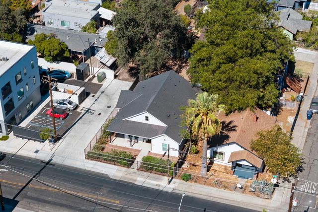 3307 12th Ave, Sacramento, CA 95817