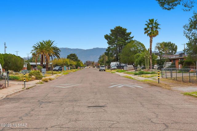 4774 E Andrew Street, Tucson, AZ 85711