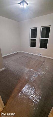 15 Michigan Street, Mount Clemens, MI 48043