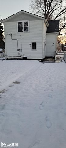 15 Michigan Street, Mount Clemens, MI 48043