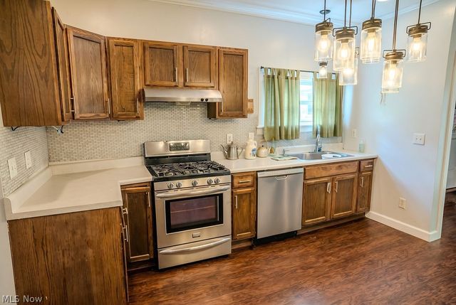 1045 Laird Avenue, Parkersburg, WV 26101