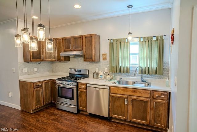 1045 Laird Avenue, Parkersburg, WV 26101