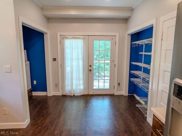 1045 Laird Avenue, Parkersburg, WV 26101