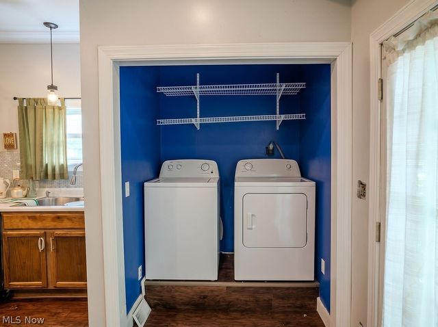 1045 Laird Avenue, Parkersburg, WV 26101