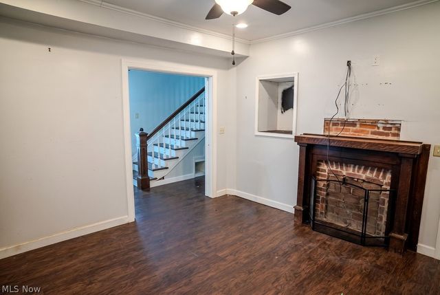 1045 Laird Avenue, Parkersburg, WV 26101