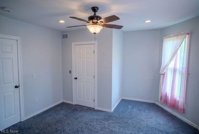 1045 Laird Avenue, Parkersburg, WV 26101
