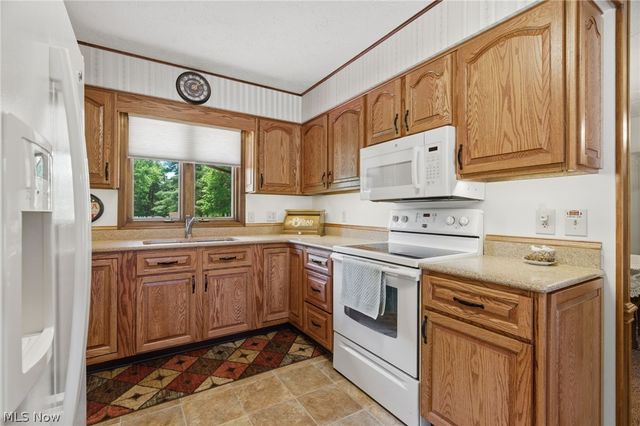4150 Laubert Road, Atwater, OH 44201