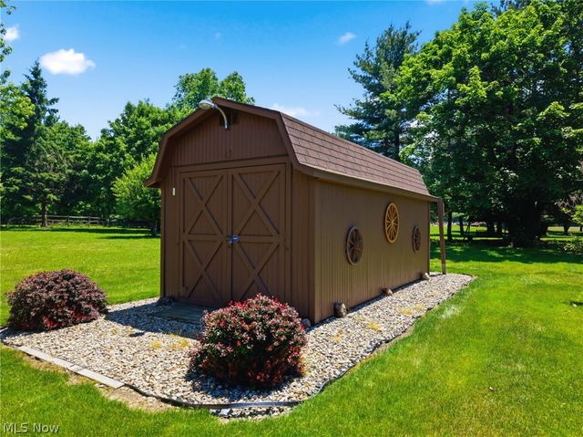4150 Laubert Road, Atwater, OH 44201