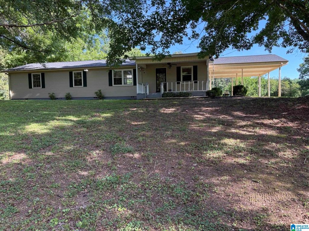 3809 ODENS MILL ROAD, Sylacauga, AL 35151