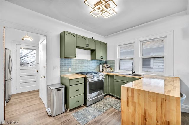 3808-3810 E 149th Street, Cleveland, OH 44128