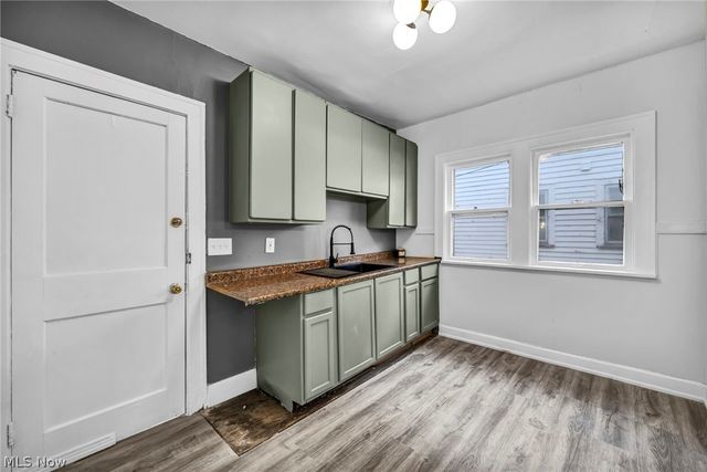 3808-3810 E 149th Street, Cleveland, OH 44128
