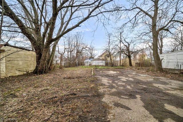 3808-3810 E 149th Street, Cleveland, OH 44128