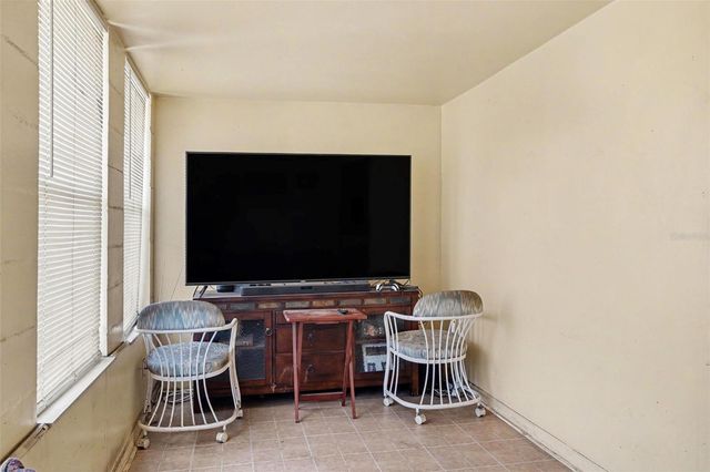 842 MERIDIAN AVENUE, Lakeland, FL 33801