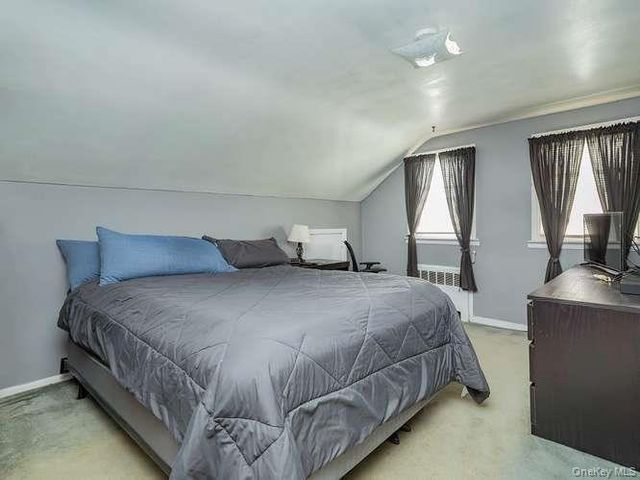 34 Maple Street, Greenvale, NY 11548