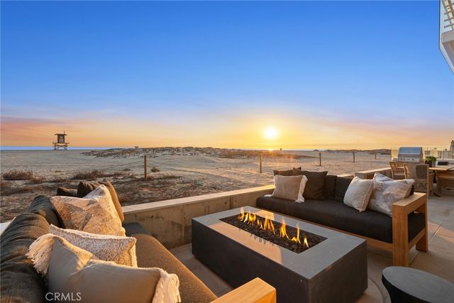 2144 E Oceanfront, Newport Beach, CA 92661