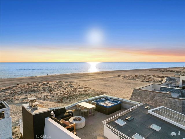 2144 E Oceanfront, Newport Beach, CA 92661