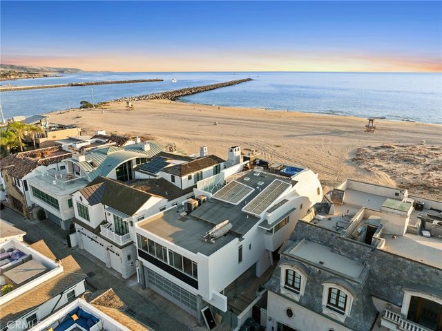 2144 E Oceanfront, Newport Beach, CA 92661
